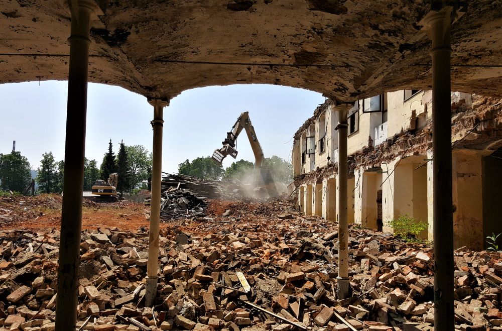 Demolice veškerých objektů areálu Perla Zábřeh 